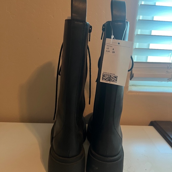Combat boots - Picture 1 of 4